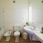 Deluxe Bedroom In Farmhouse, Swimming Pool, By Timecooler Sobral de Monte Agraço