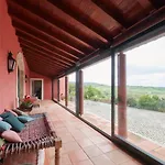 Casa de hóspedes Deluxe Bedroom In Farmhouse, Swimming Pool, By Timecooler 3*
