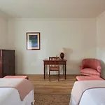 Deluxe Bedroom In Farmhouse, Swimming Pool, By Timecooler Casa de hóspedes 3*