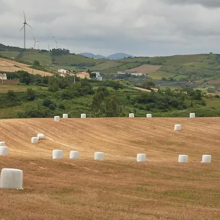 Deluxe Bedroom In Farmhouse, Swimming Pool, By Timecooler 3*