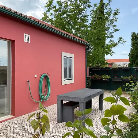 Deluxe Bedroom In Farmhouse, Swimming Pool, By Timecooler ゲストハウス Sobral de Monte Agraço