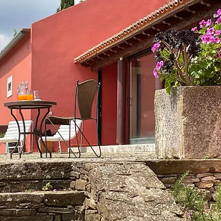 Casa de hóspedes Deluxe Bedroom In Farmhouse, Swimming Pool, By Timecooler 3*