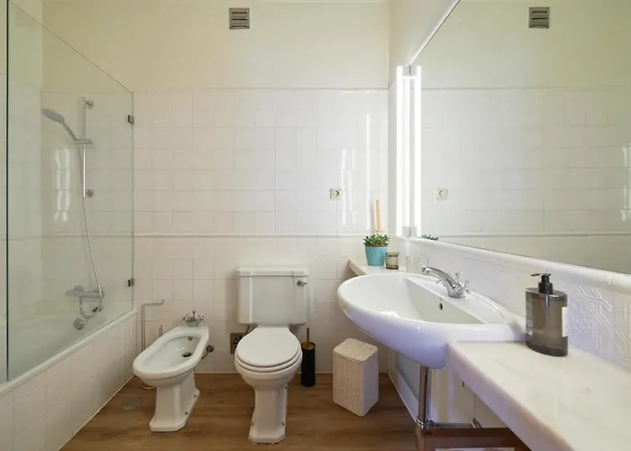 Deluxe Bedroom In Farmhouse, Swimming Pool, By Timecooler Sobral de Monte Agraço