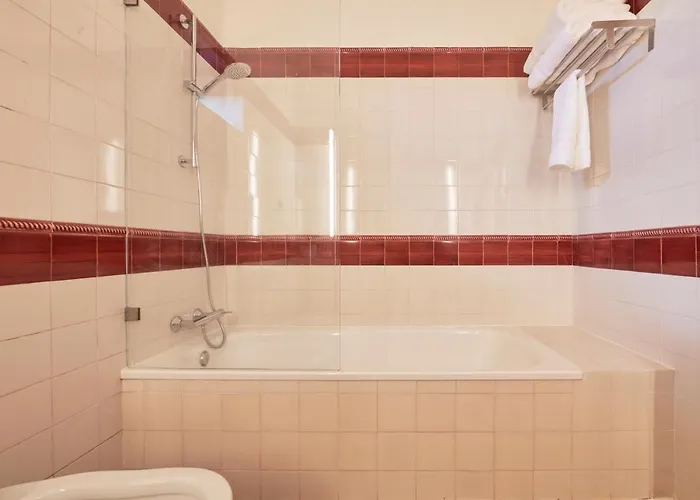 Deluxe Bedroom In Farmhouse, Swimming Pool, By Timecooler Πανσιόν Sobral de Monte Agraço