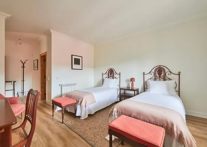 Πανσιόν Deluxe Bedroom In Farmhouse, Swimming Pool, By Timecooler 3*